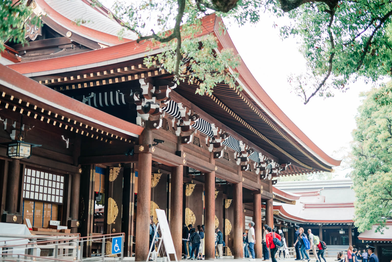 明治神宮の本殿　参拝　お参り