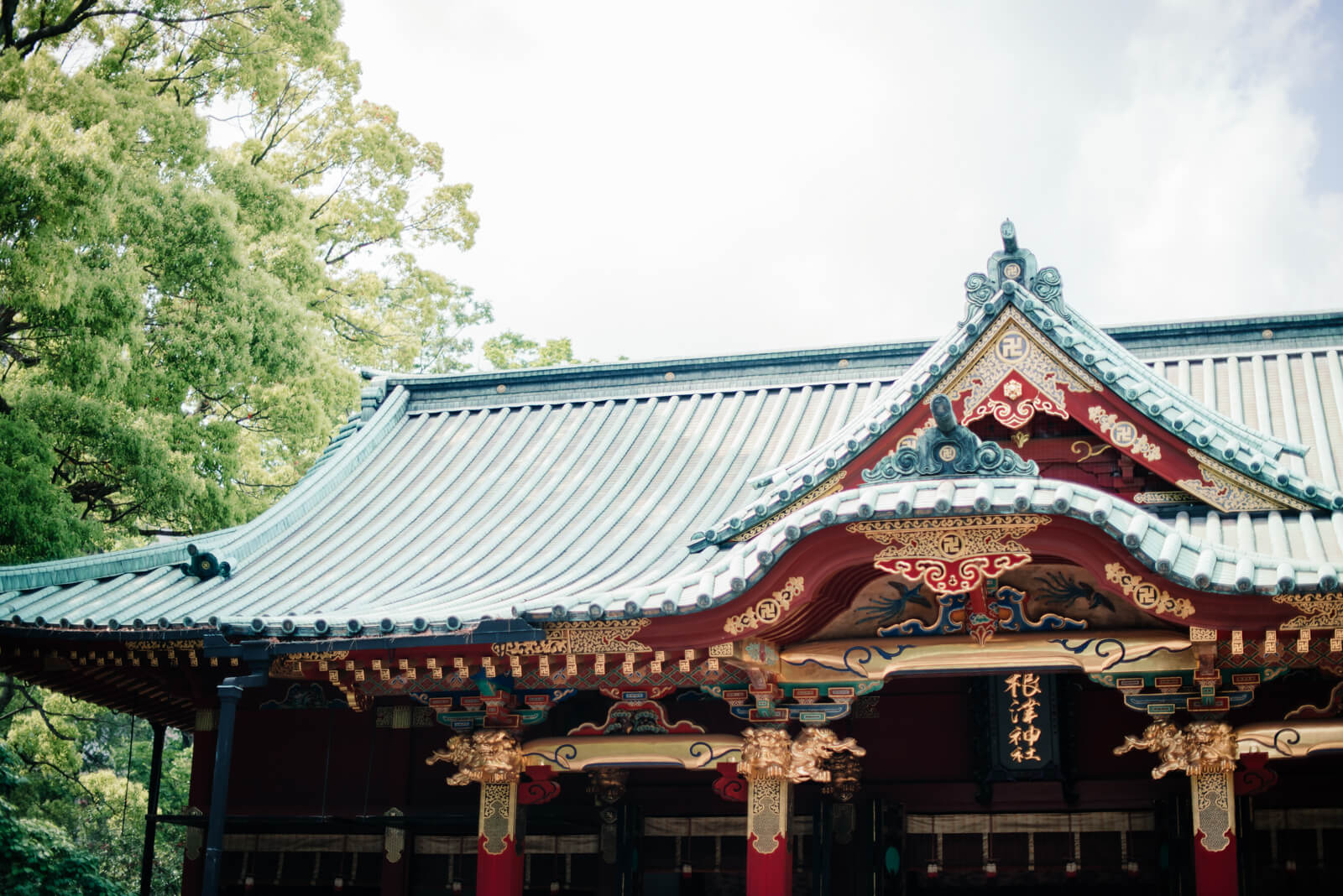 根津神社　本殿