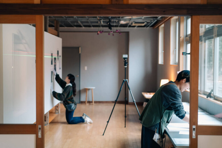 展示準備をしてきました -企画写真展／Flowing in Inawashiro-